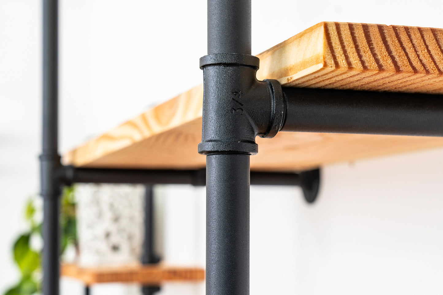 Oregon Pipe Shelf Unit 80cm