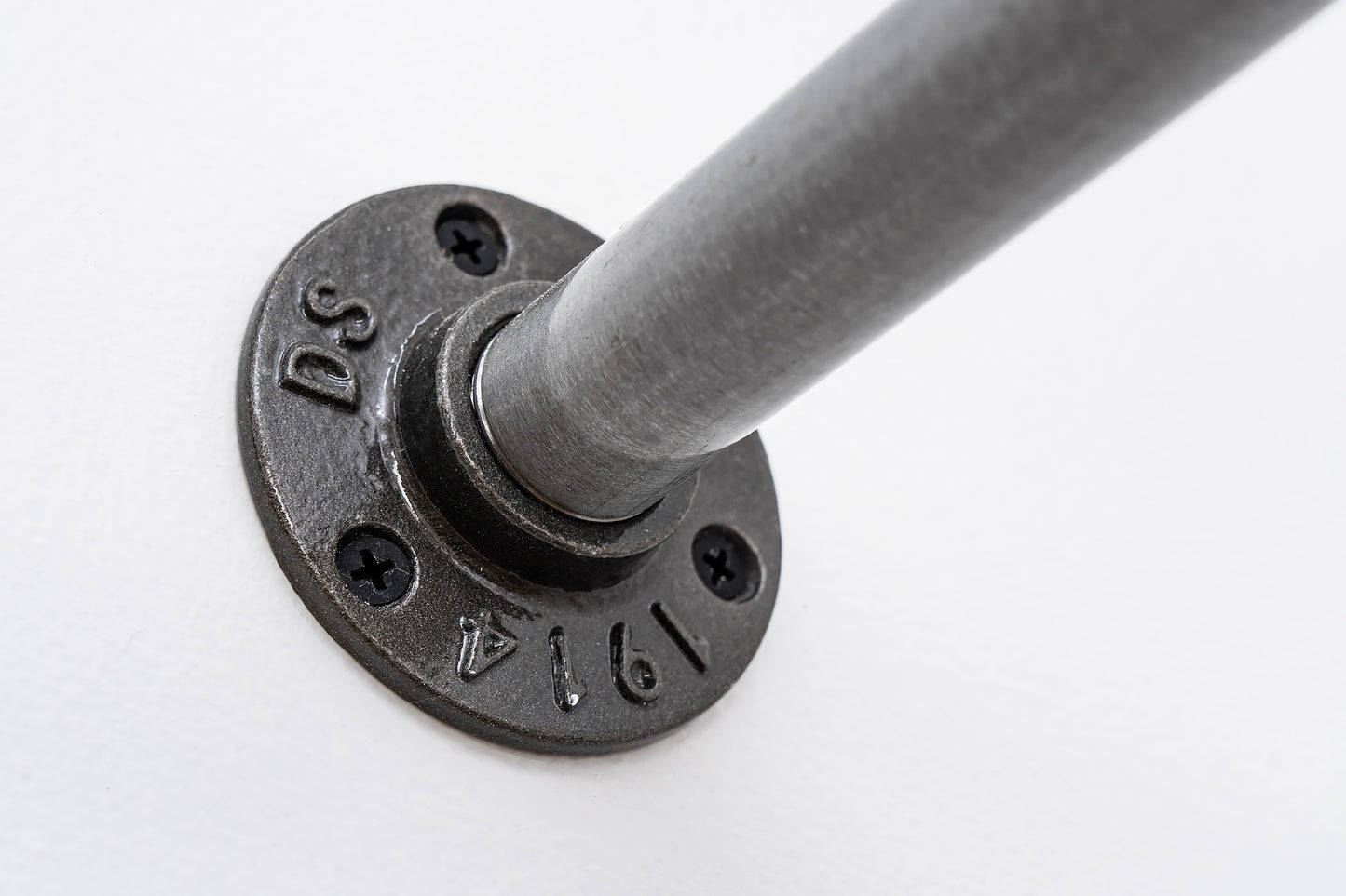 Industrial Clothing Rail (Silver)